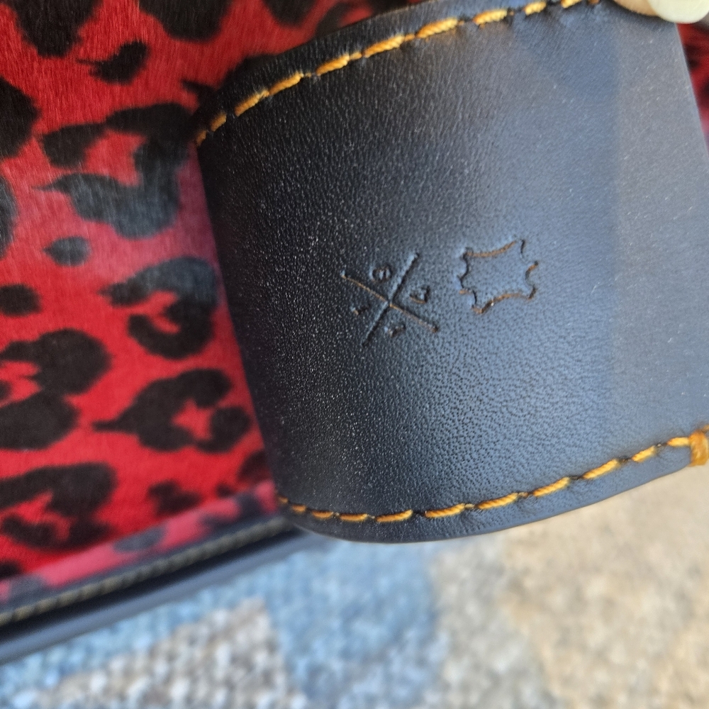 ♡♡SOLD♡♡ Coach Wildbeast Rogue 30 Red/Black - Picture 12 of 16